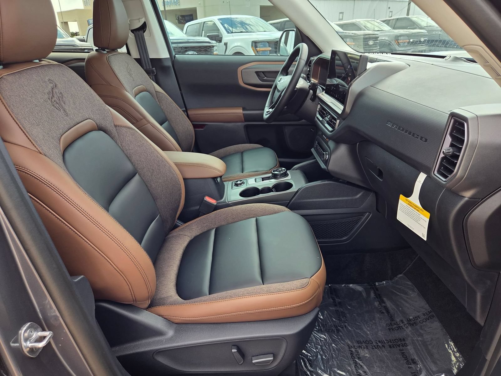 New 2026 Ford Bronco Sport Outer Banks w/ Outer Banks Tech Package+ AWD/4WD image 28