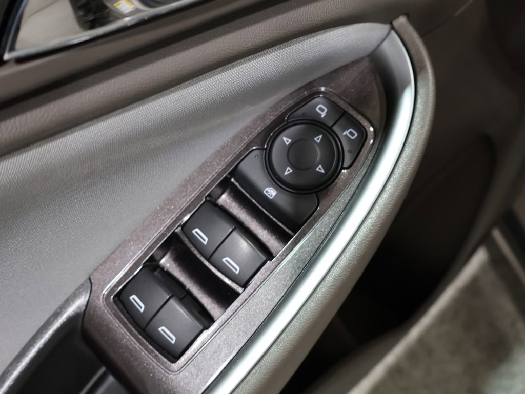 Used 2023 Chevrolet Malibu LS image 14