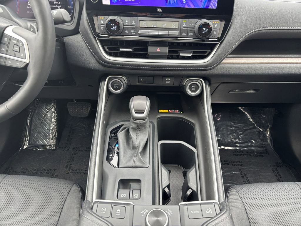 Used 2024 Toyota Grand Highlander Platinum image 12