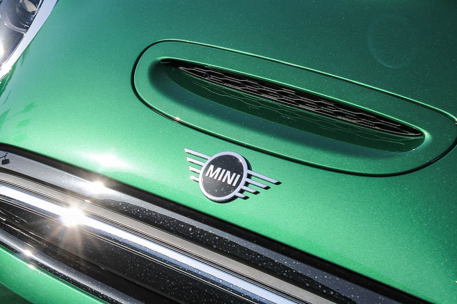 Used 2023 MINI Cooper SE FWD image 9