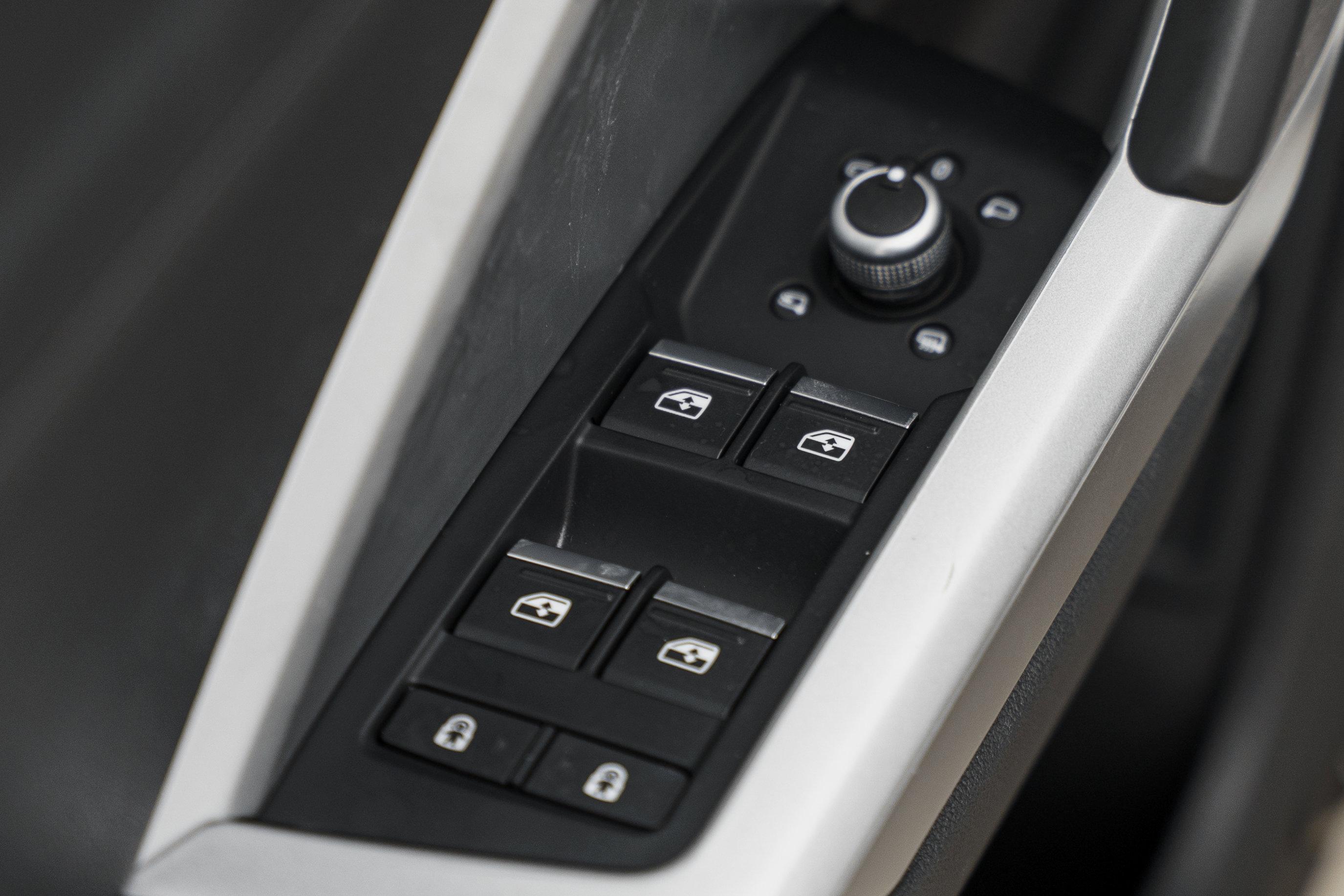 Used 2023 Audi Q3 2.0T Premium Plus image 25