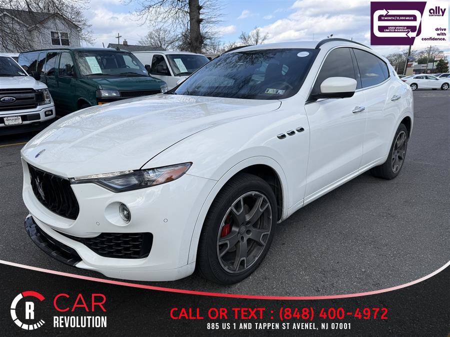 Used 2017 Maserati Levante w/ Sport Package image 3