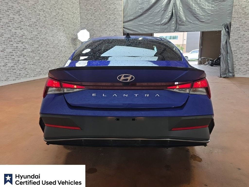 Used 2025 Hyundai Elantra Sport FWD image 6