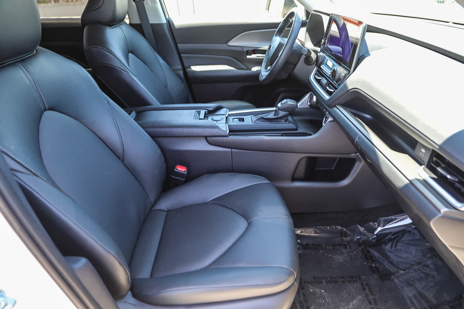 Certified 2024 Toyota Grand Highlander AWD Hybrid image 17