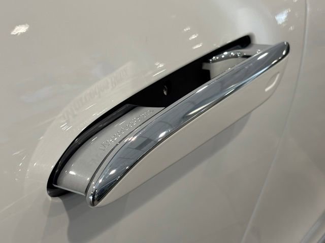 New 2026 Mercedes-Benz EQE 320 4MATIC SUV image 9