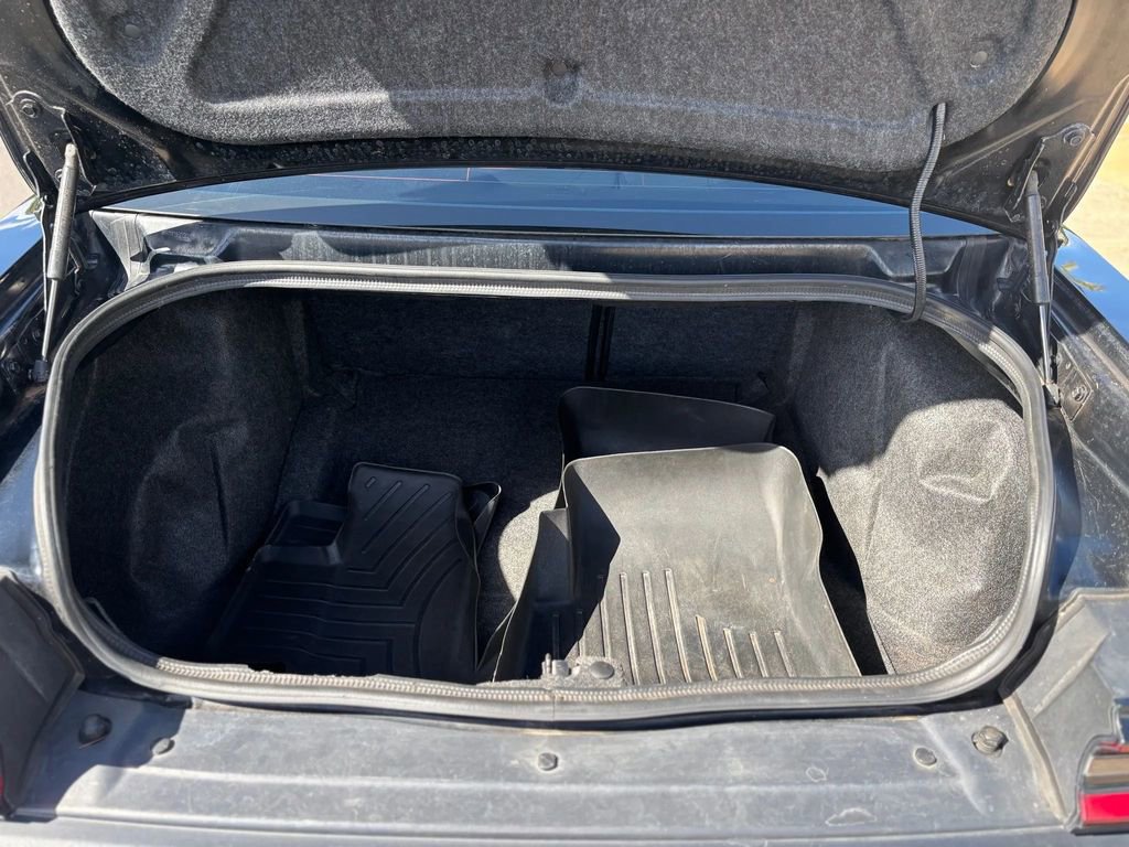 Used 2016 Dodge Challenger SXT w/ Blacktop Package image 12