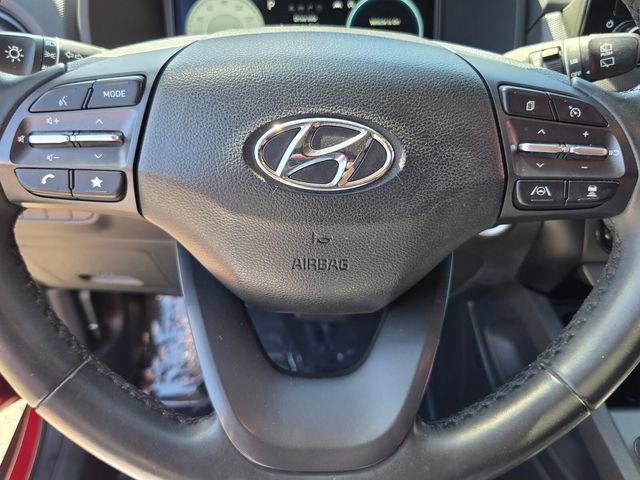 Used 2022 Hyundai Kona Limited image 30