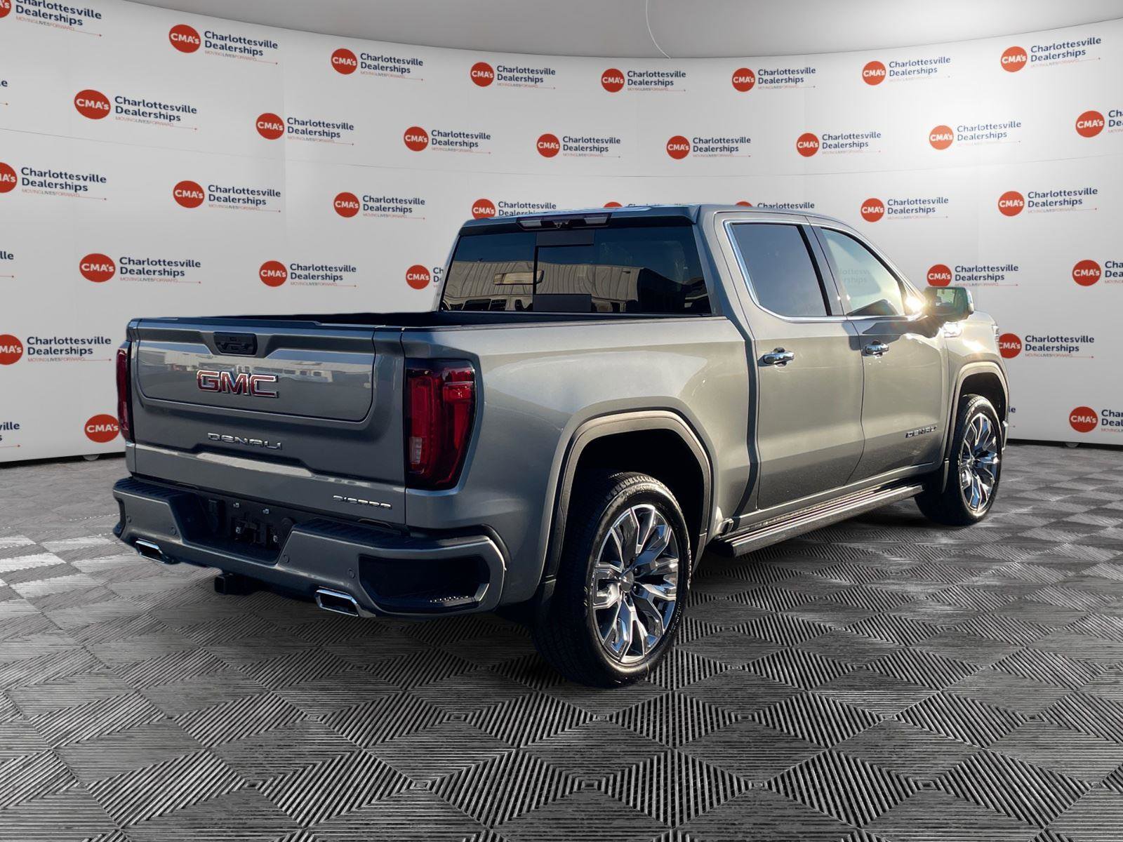 New 2026 GMC Sierra 1500 Denali w/ Denali Reserve Package AWD/4WD image 5