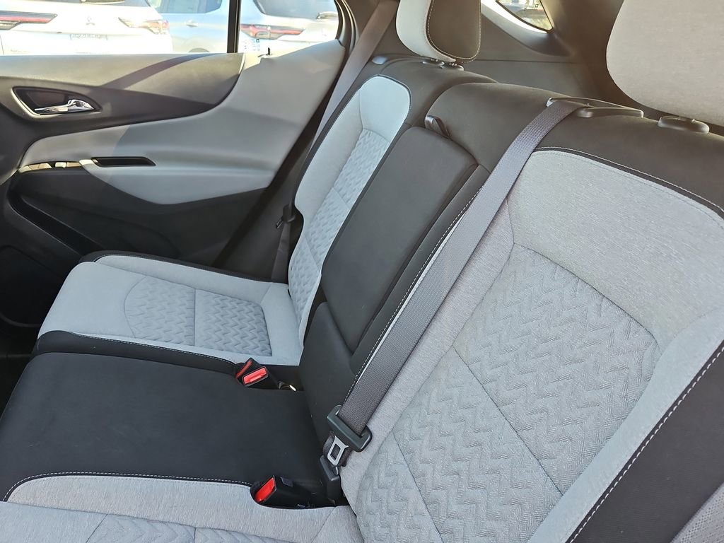 Used 2022 Chevrolet Equinox LS image 12