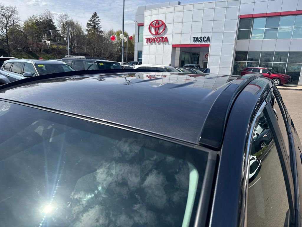 Used 2024 Toyota RAV4 XLE AWD/4WD image 42