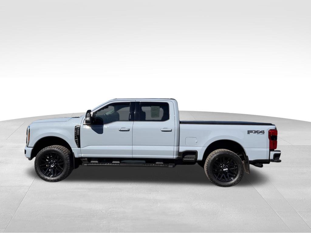 Used 2024 Ford F250 Lariat w/ Black Appearance Package AWD/4WD image 12