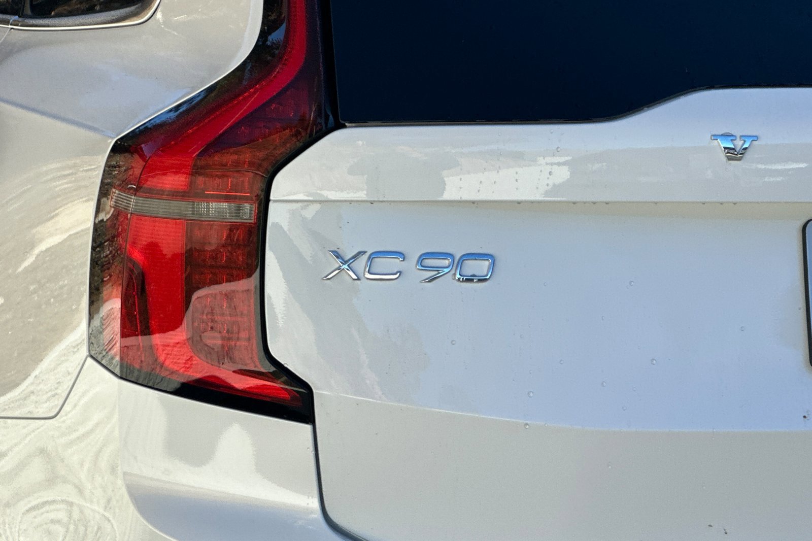 New 2026 Volvo XC90 B6 Plus image 7