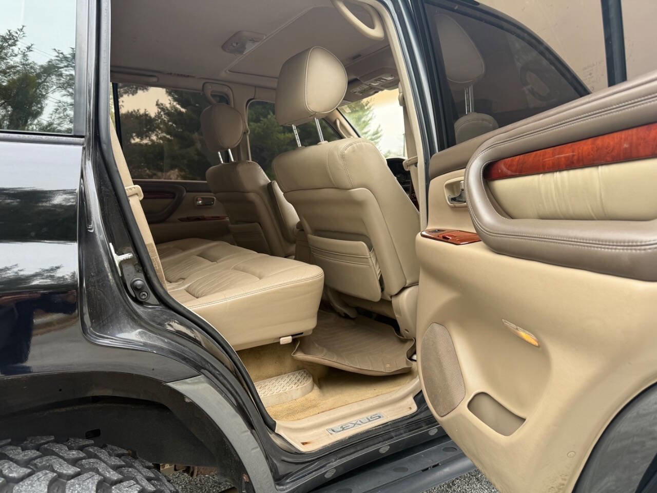 Used 2002 Lexus LX 470 4WD image 16