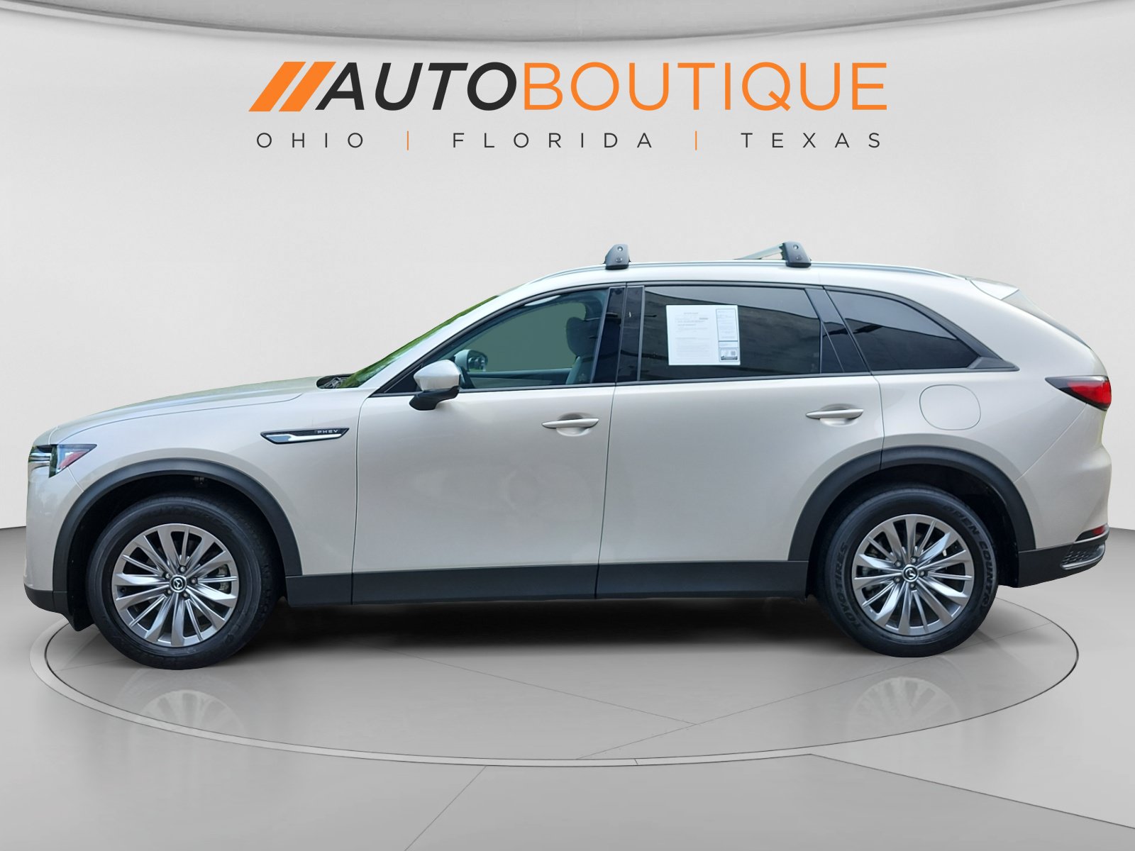Used 2024 MAZDA CX-90 Plug-In Hybrid w/ Preferred AWD/4WD image 2