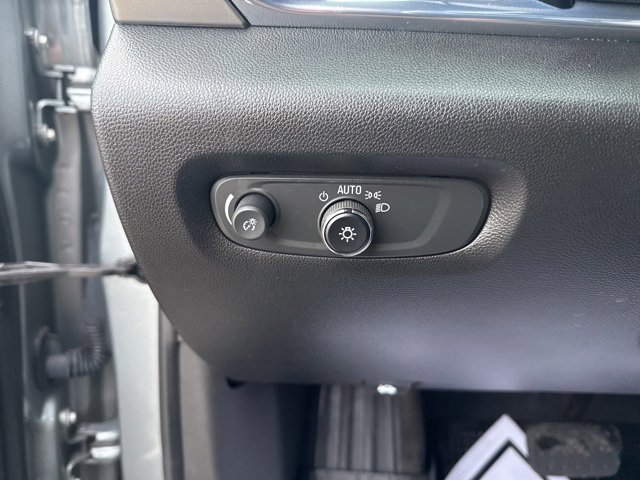 Certified 2023 Chevrolet Traverse LT image 19