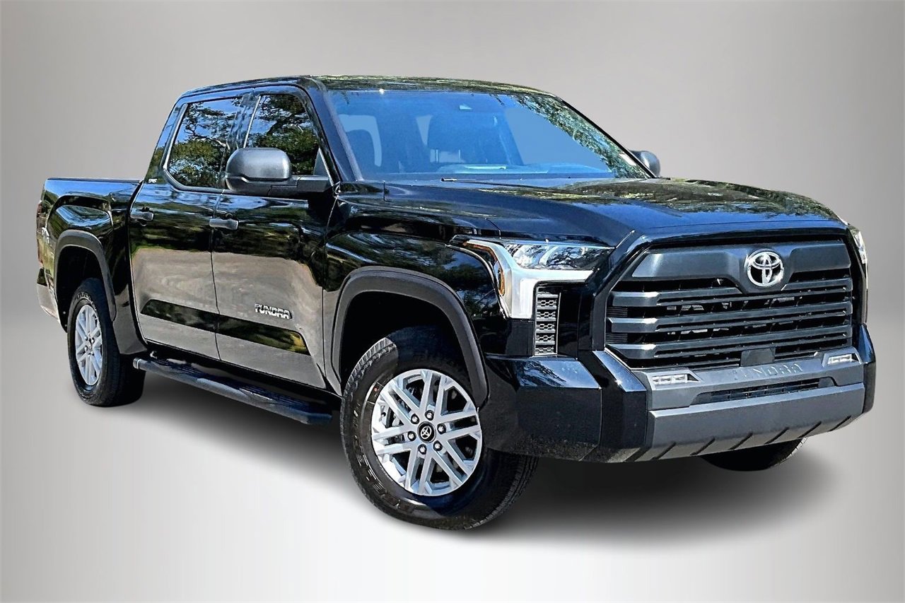 Used 2026 Toyota Tundra SR5 image 2