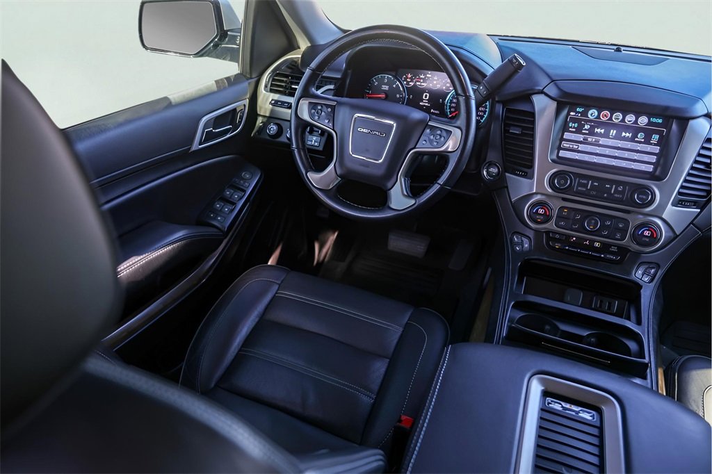 Used 2020 GMC Yukon Denali w/ Open Road Package image 31