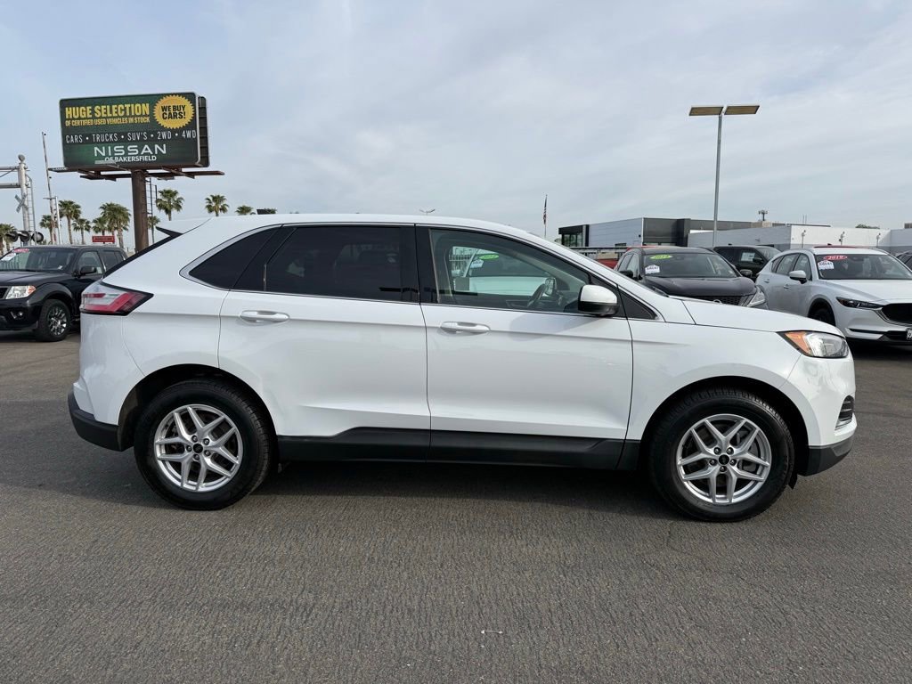 Used 2024 Ford Edge SEL image 7