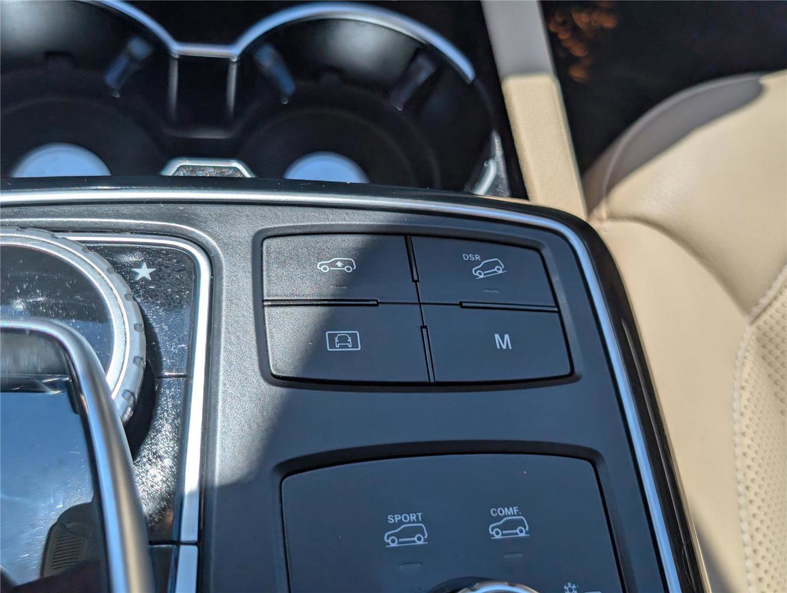 Used 2017 Mercedes-Benz GLS 450 4MATIC image 31