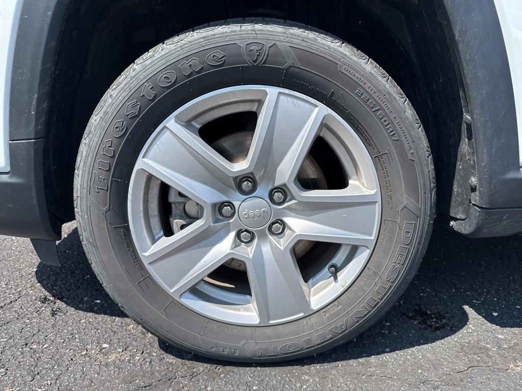 Used 2022 Jeep Compass Latitude image 18