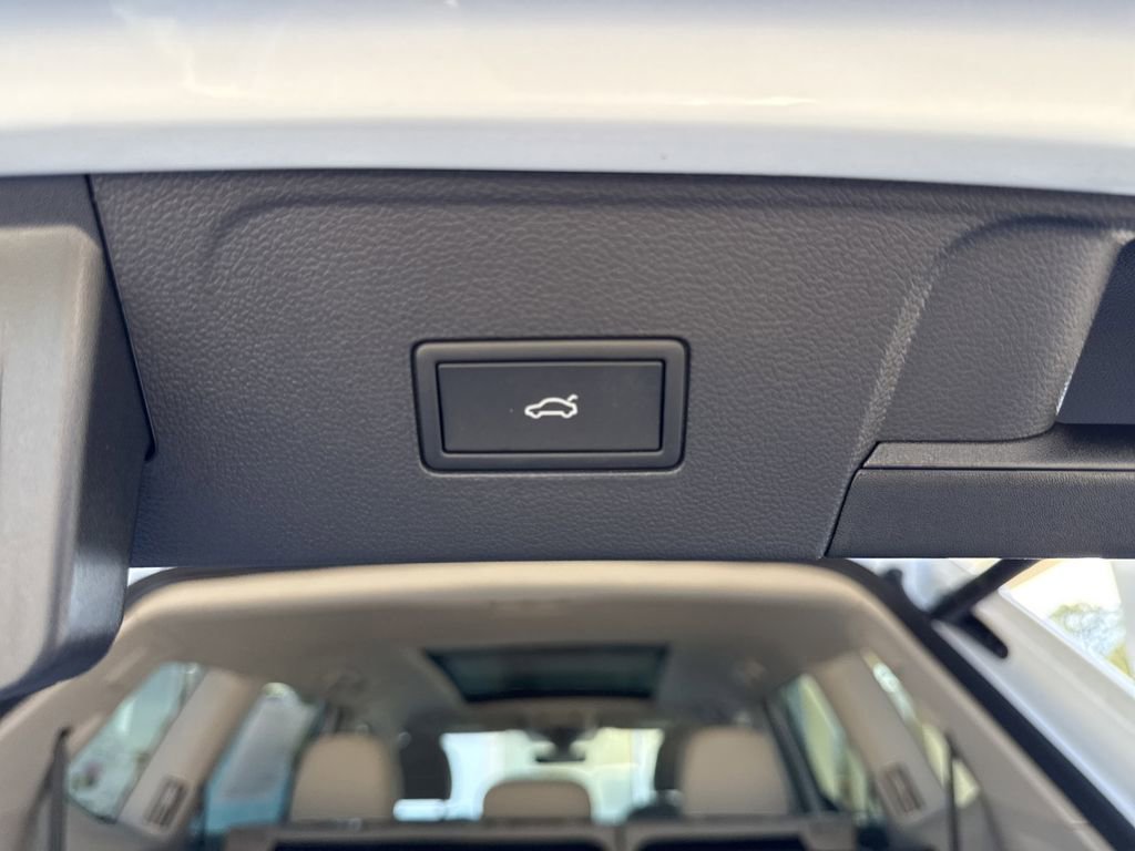 New 2026 Volkswagen Atlas SEL Premium R-Line image 34