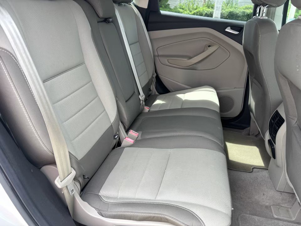 Used 2013 Ford Escape SE FWD image 19