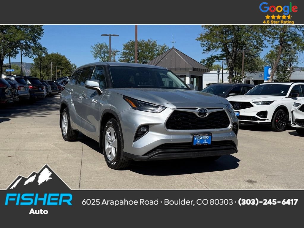 Used 2022 Toyota Highlander LE