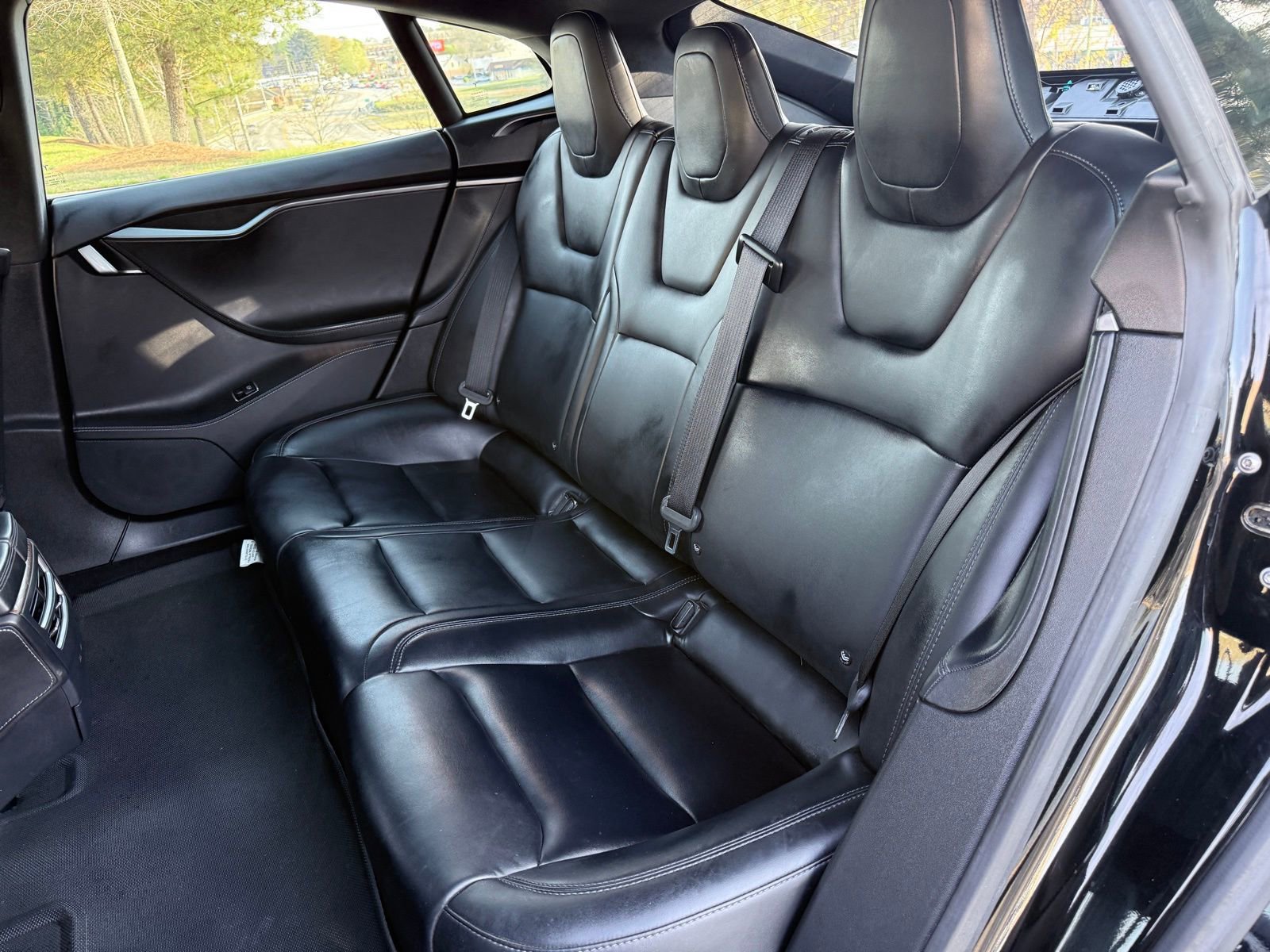 Used 2019 Tesla Model S Long Range image 33