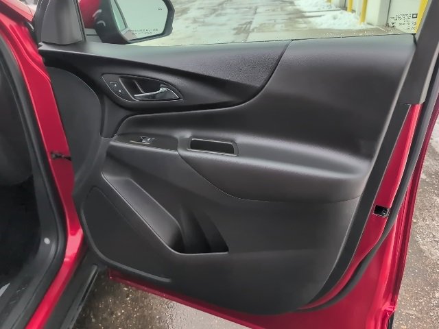 Certified 2024 Chevrolet Equinox LT w/ LPO, Floor Liner Package image 39
