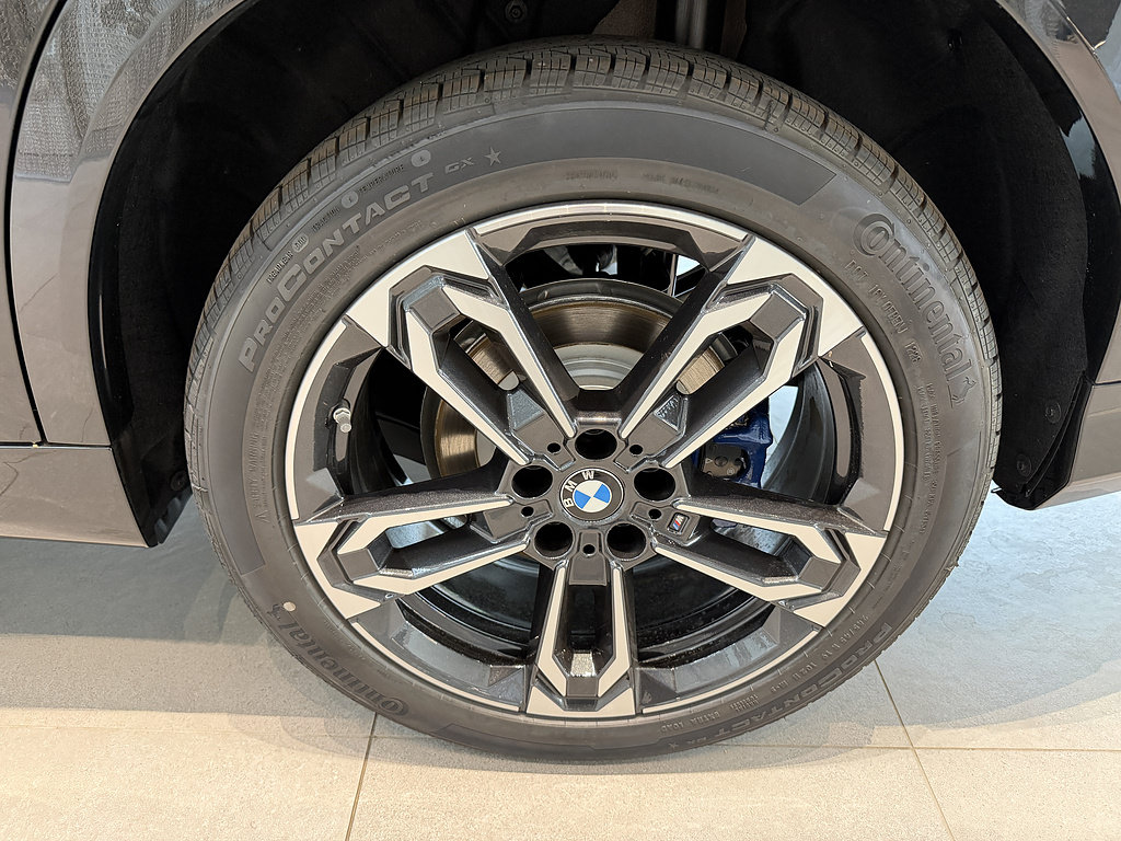 New 2026 BMW X2 xDrive28i w/ M Sport Package AWD/4WD image 7
