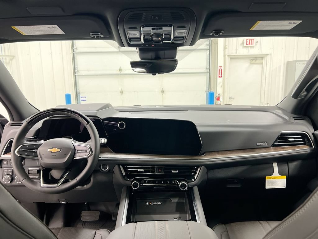 New 2026 Chevrolet Suburban High Country AWD/4WD image 10