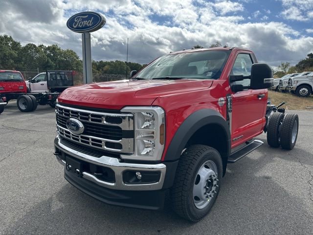 New 2026 Ford F550 4x4 Regular Cab Super Duty image 3