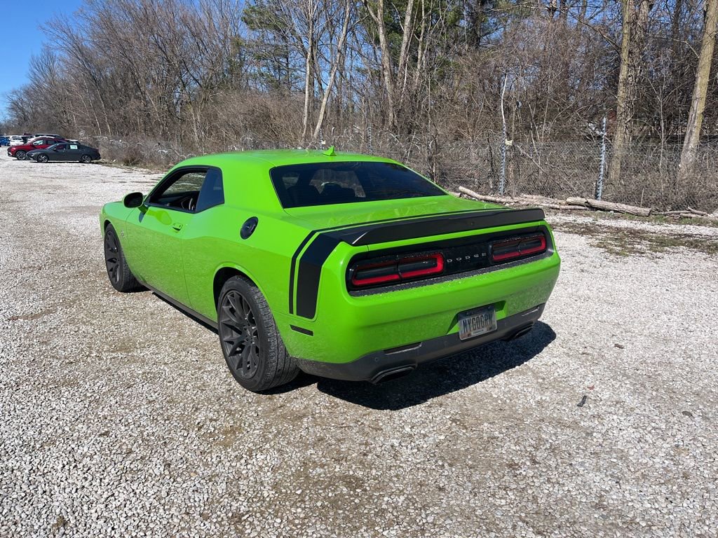 Used 2017 Dodge Challenger R/T Scat Pack w/ Dynamics Package image 3