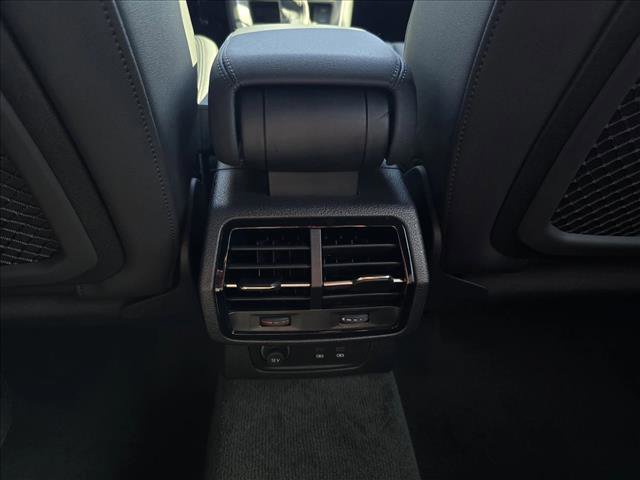 New 2025 Audi Q3 2.0T Premium w/ Convenience Package image 18
