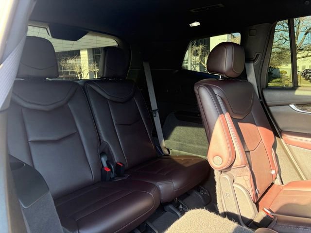 Used 2022 Cadillac XT6 Premium Luxury image 26