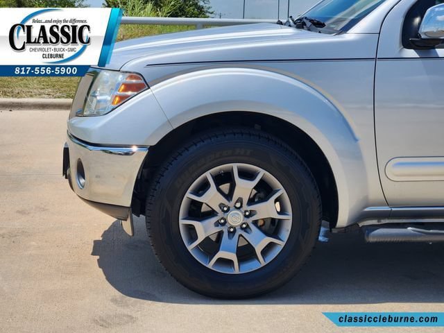 Used 2019 Nissan Frontier SL RWD image 12