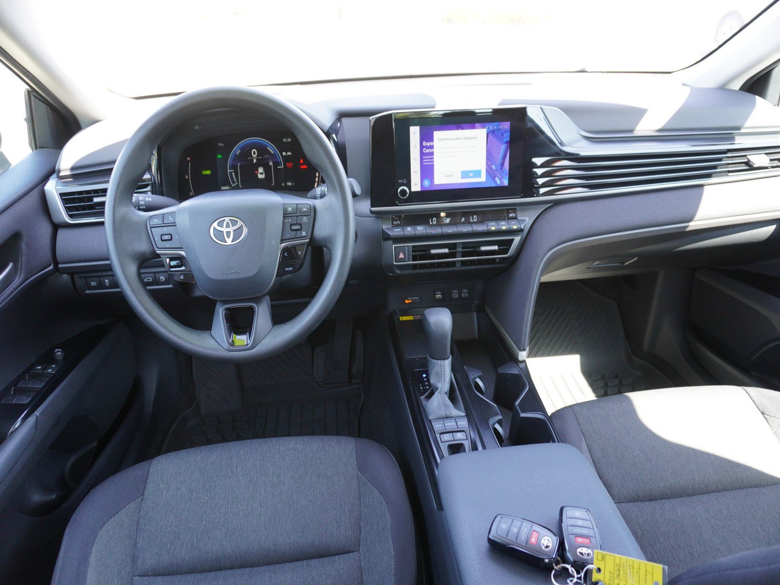 Used 2025 Toyota Camry LE FWD video 2