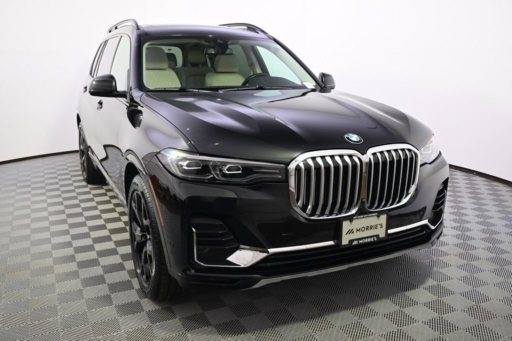 Used 2021 BMW X7 xDrive40i w/ Premium Package image 9