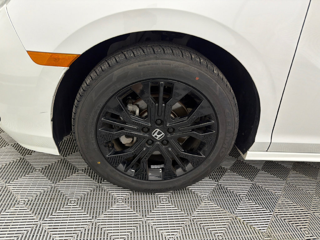 Used 2025 Honda Odyssey Sport-L image 13