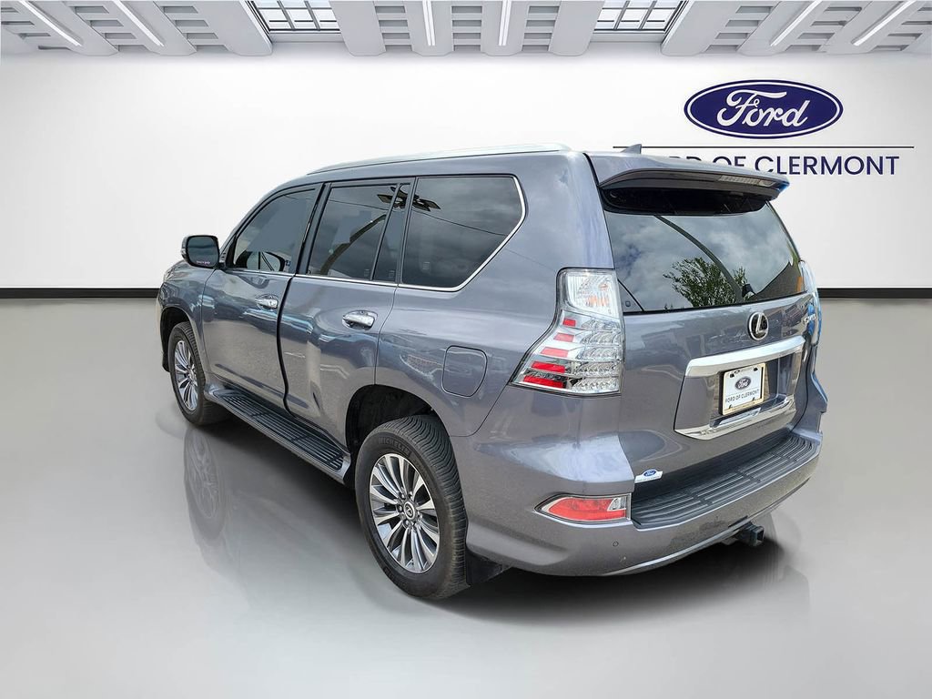 Used 2023 Lexus GX 460 Luxury w/ Accessory Package image 3