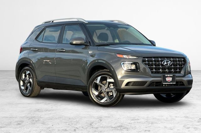 New 2026 Hyundai Venue SEL FWD image 2