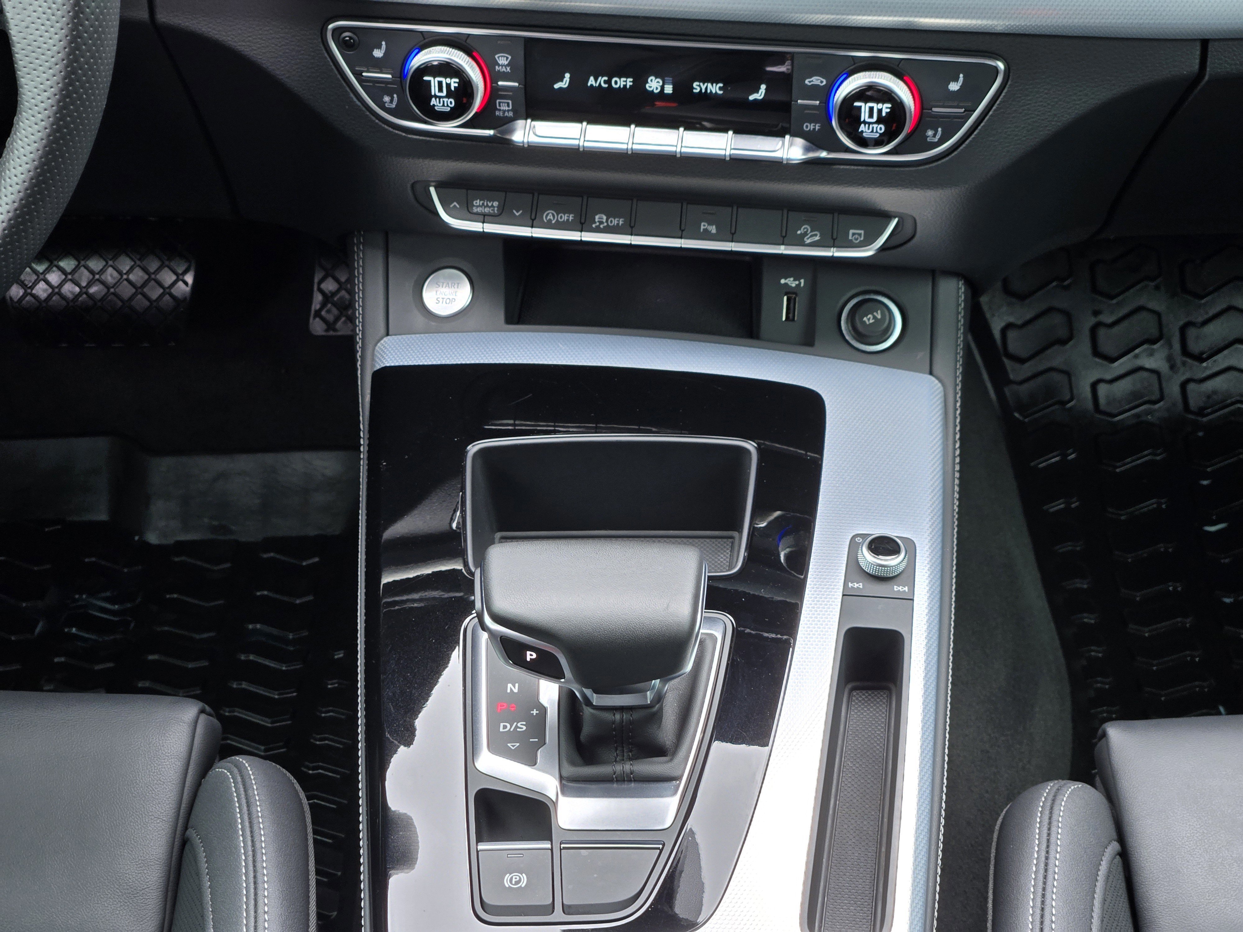 Used 2024 Audi Q5 2.0T Premium Plus w/ Premium Plus Package AWD/4WD image 15