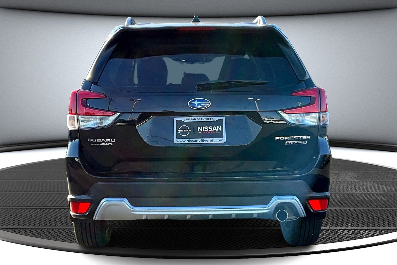 Used 2022 Subaru Forester Touring image 5