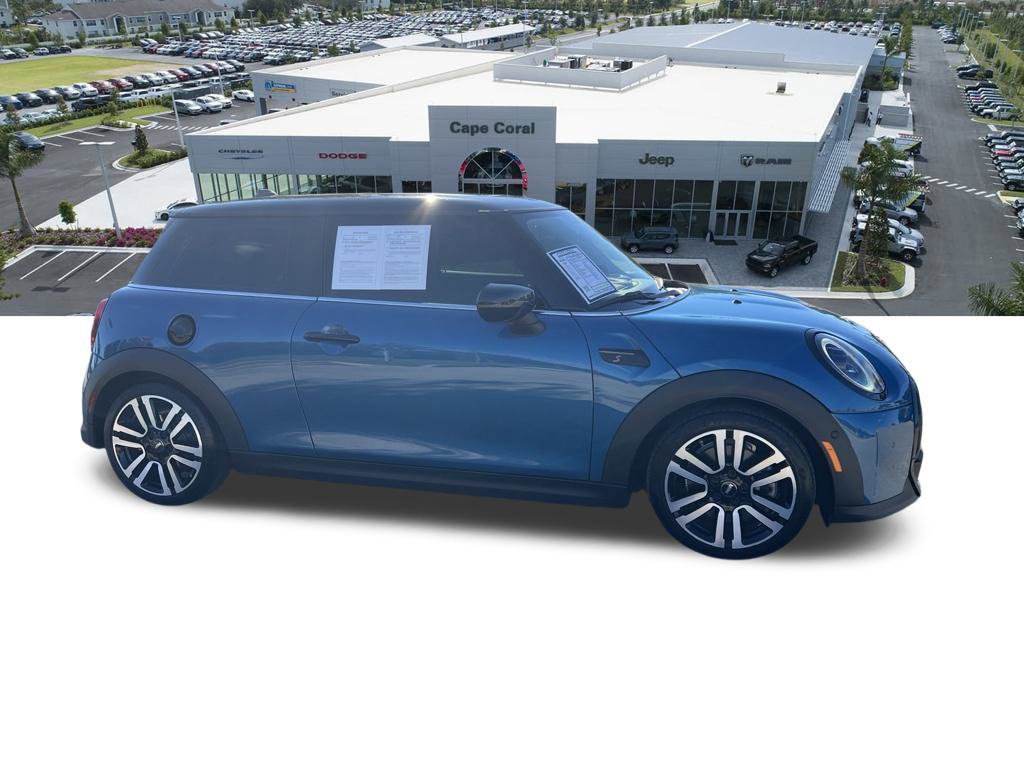 Used 2023 MINI Cooper S FWD image 4