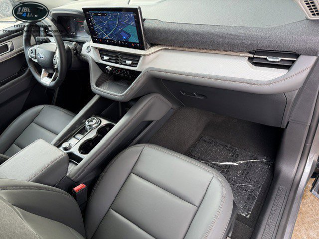 New 2026 Ford Explorer Active w/ Active Comfort Package AWD/4WD image 16