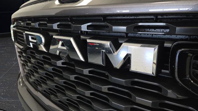 New 2026 RAM 1500 4x4 Crew Cab image 40