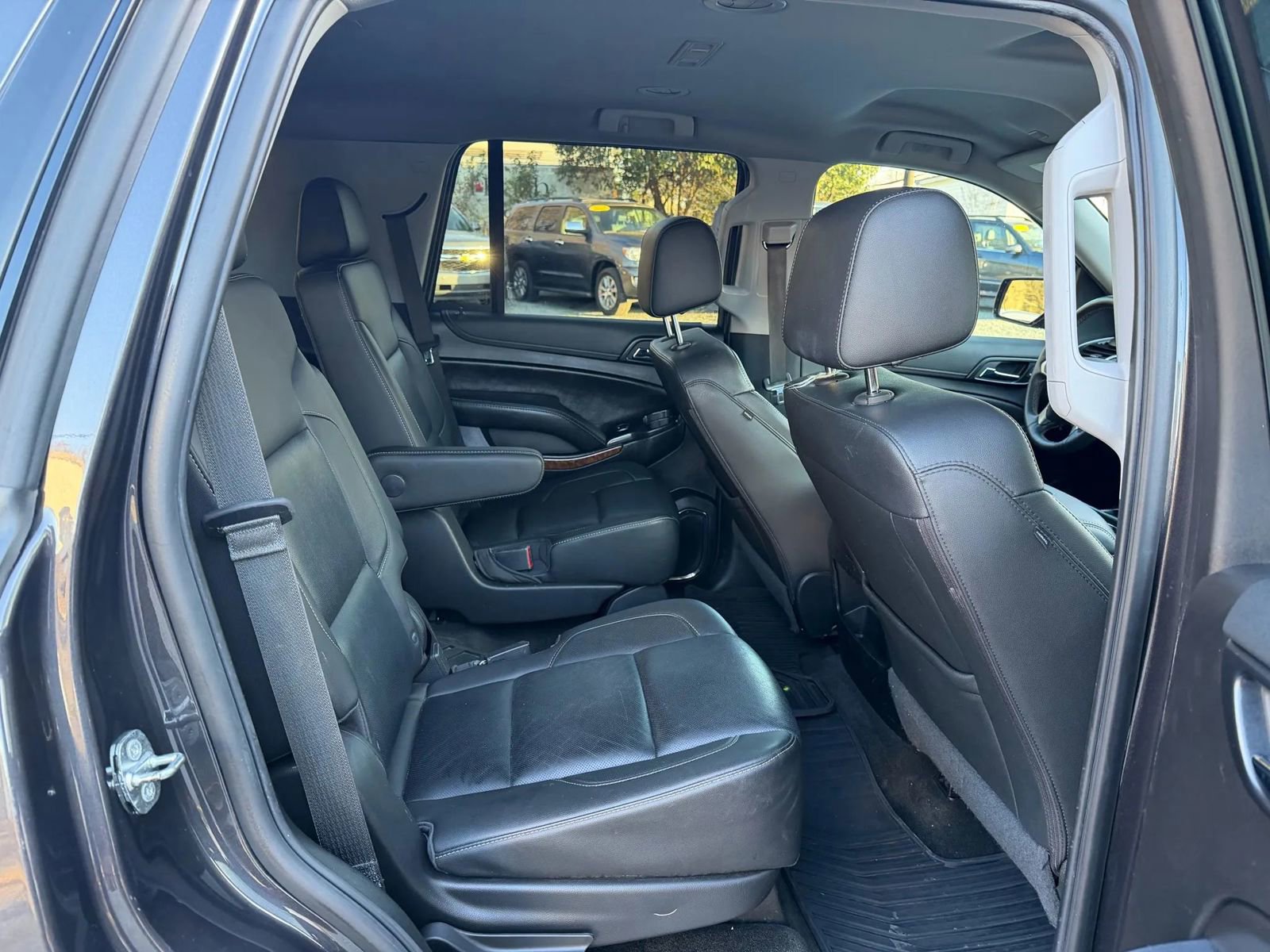 Used 2018 Chevrolet Tahoe Premier w/ RST 6.2L Performance Edition image 19