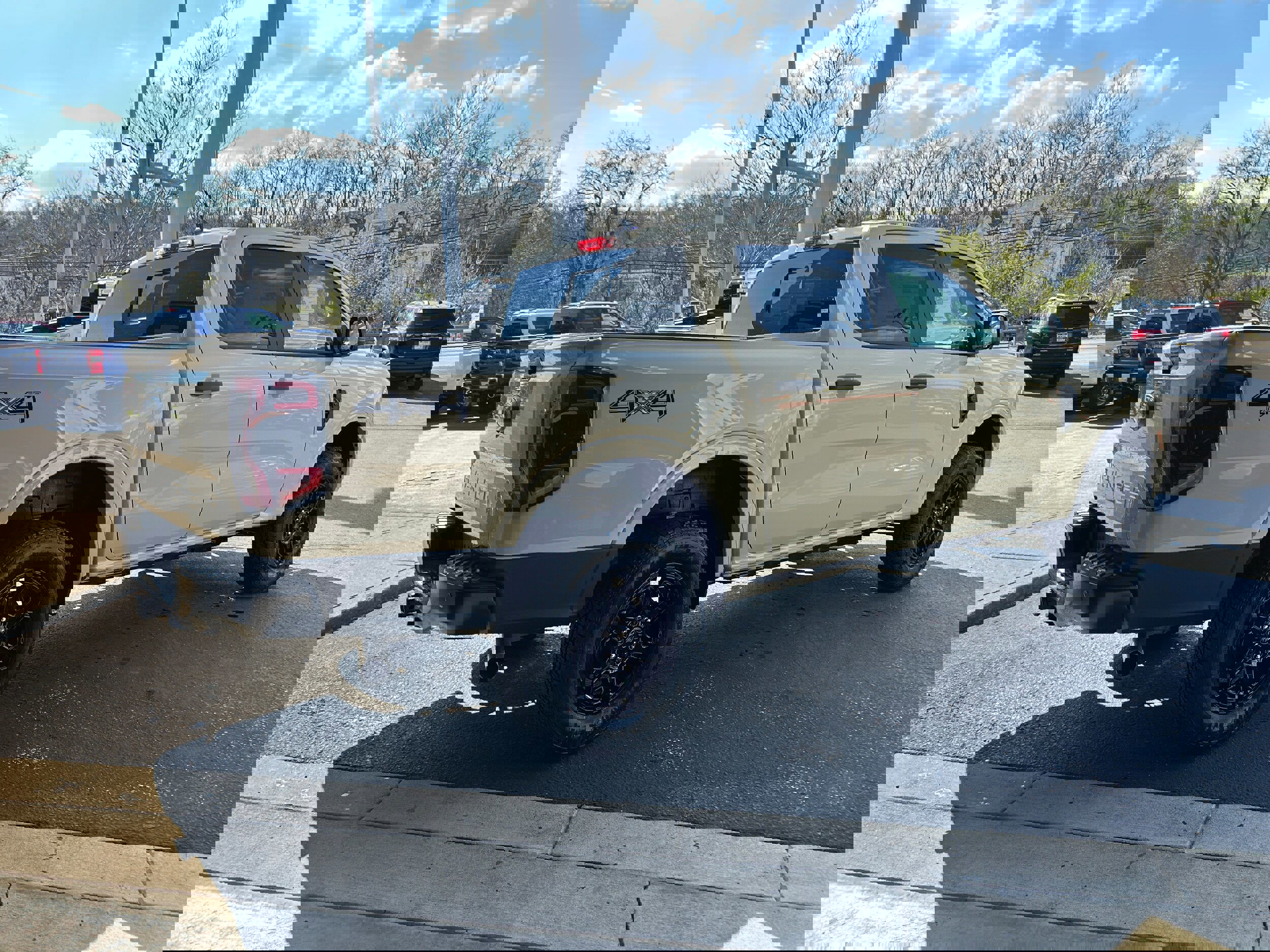 New 2026 Ford Ranger XLT w/ Equipment Group 301A High image 11