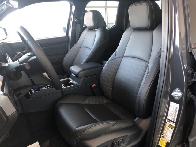 Used 2024 Toyota Tacoma TRD Sport image 11
