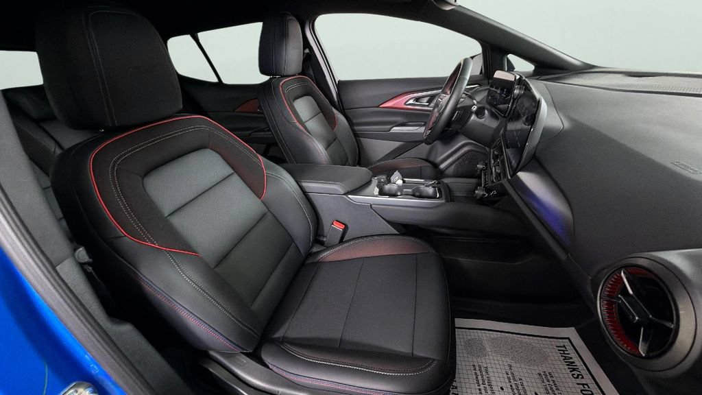 Certified 2026 Chevrolet Equinox EV RS AWD/4WD image 33